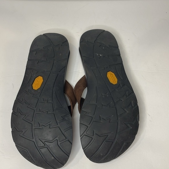 Chaco Sandals Flip Flops - Picture 6 of 6